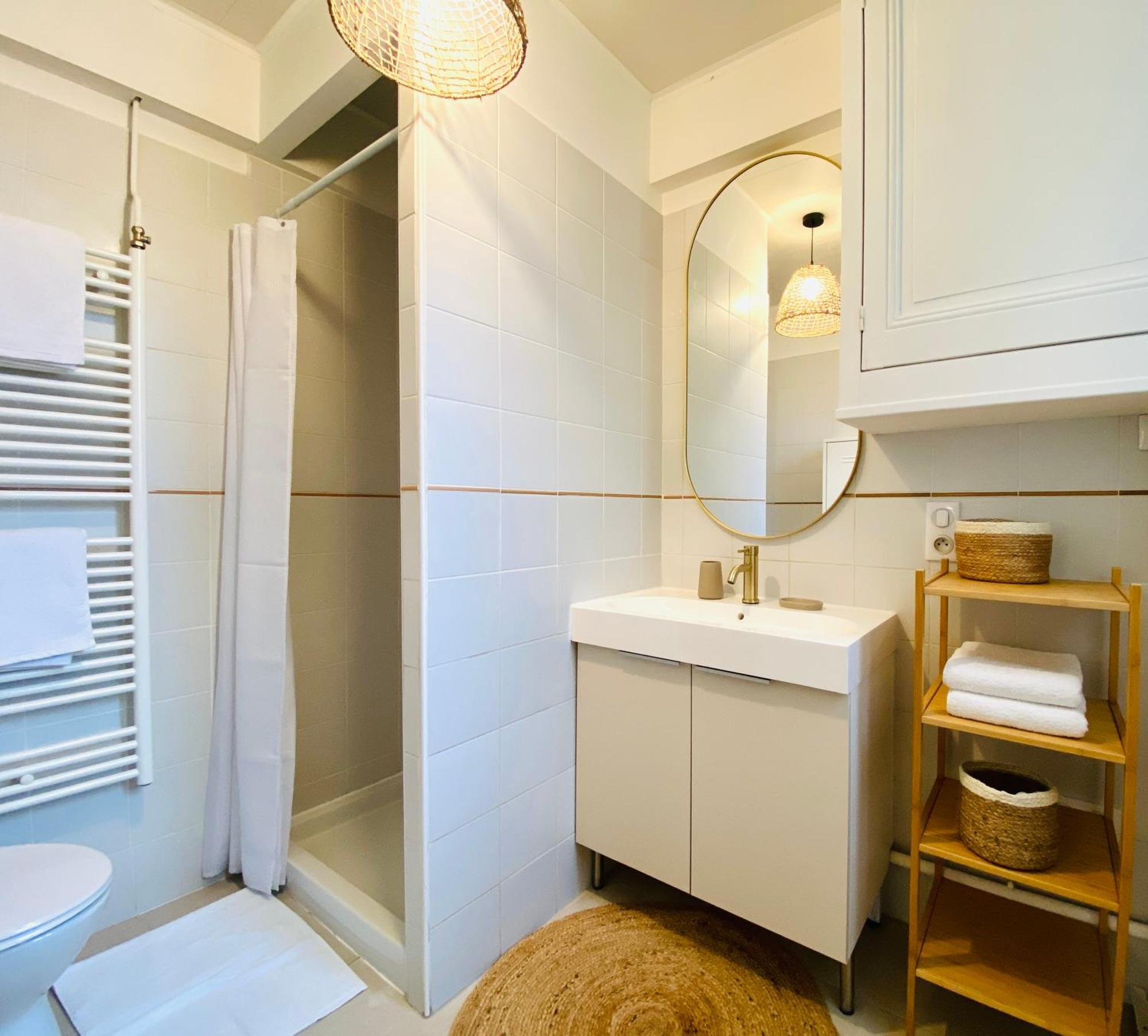 Le Subtil - Best Keys - Elegance & Confort - 2 Chambres Separees - Lit Queen Size - Smart Tv Netflix - Entre Gare & Centre Ville - A 1H De Paris - Wifi Fibre - Check-In Autonome Sens Buitenkant foto