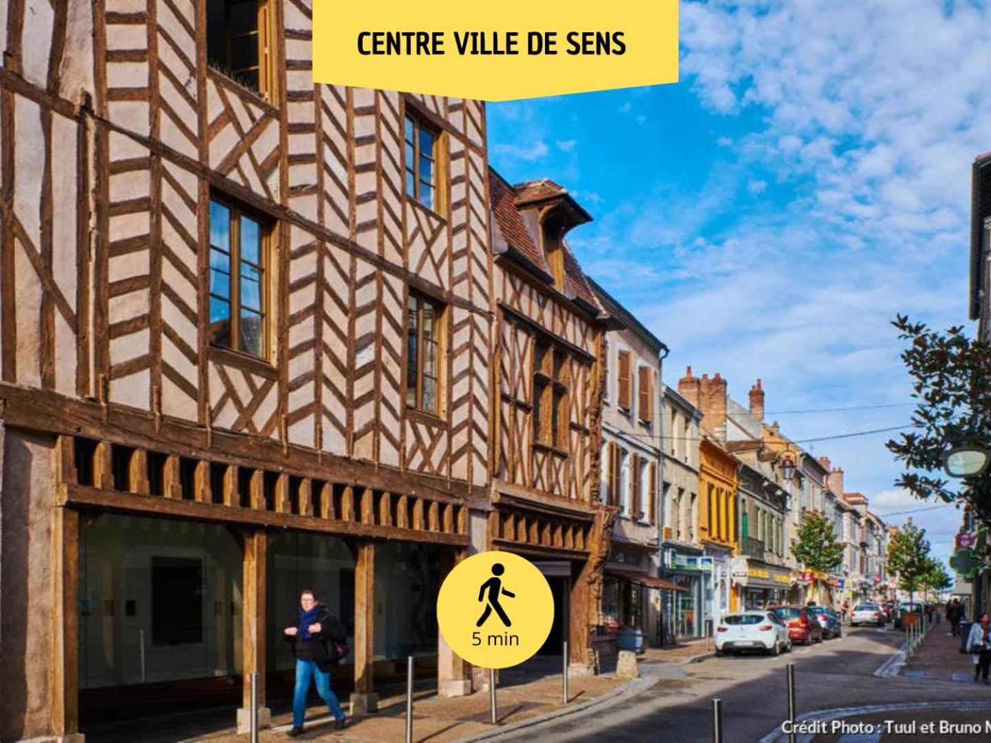 Le Subtil - Best Keys - Elegance & Confort - 2 Chambres Separees - Lit Queen Size - Smart Tv Netflix - Entre Gare & Centre Ville - A 1H De Paris - Wifi Fibre - Check-In Autonome Sens Buitenkant foto